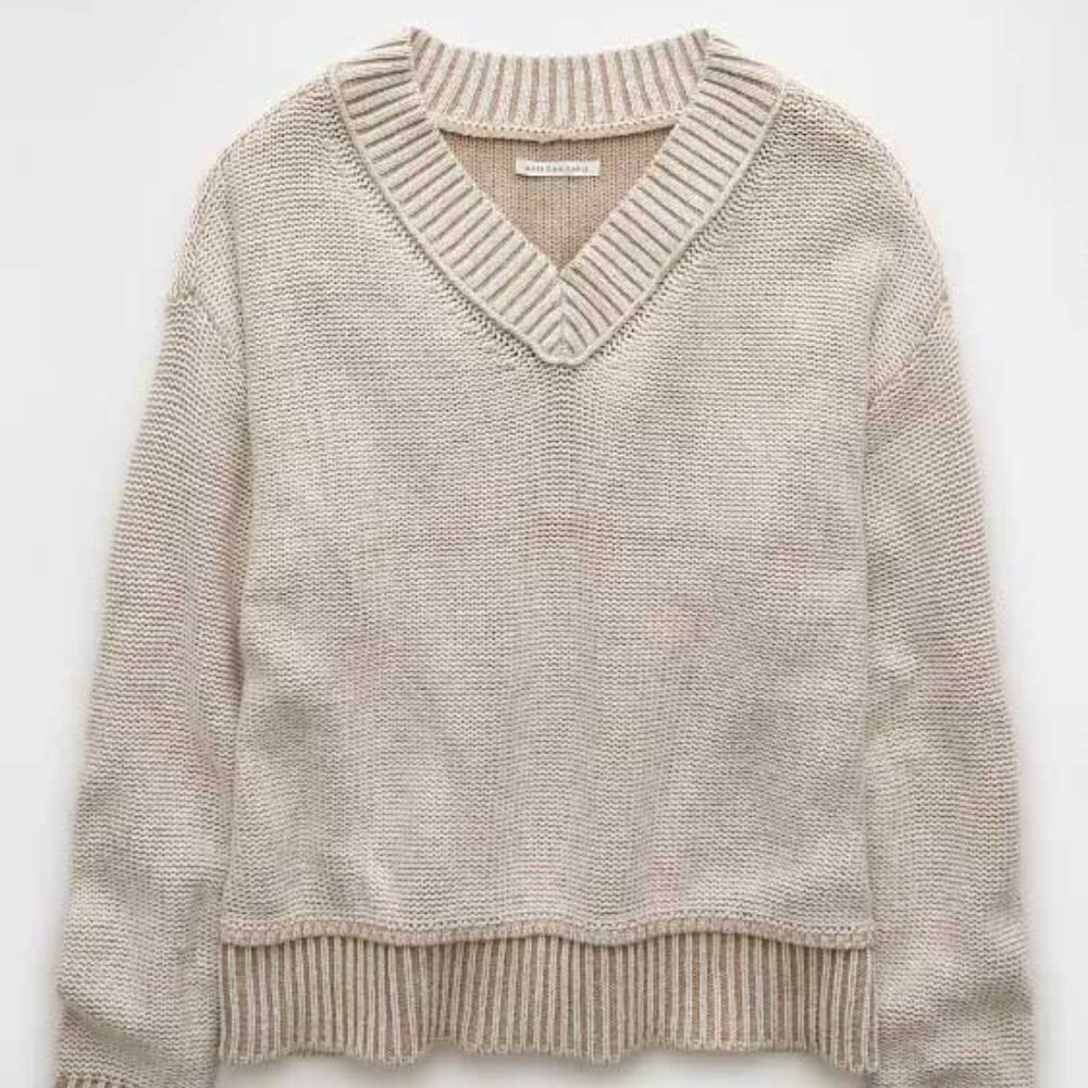 Long Weekend V-Neck Sweater